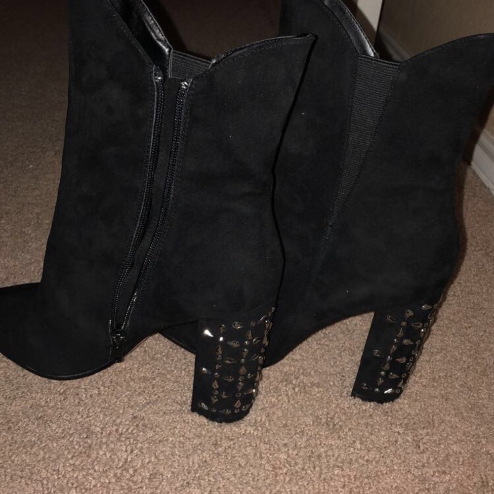 Black boots